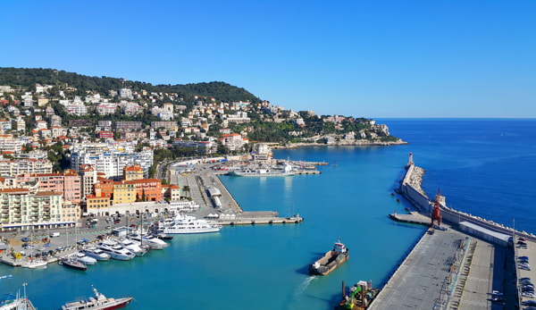 Puerto de Niza, Francia