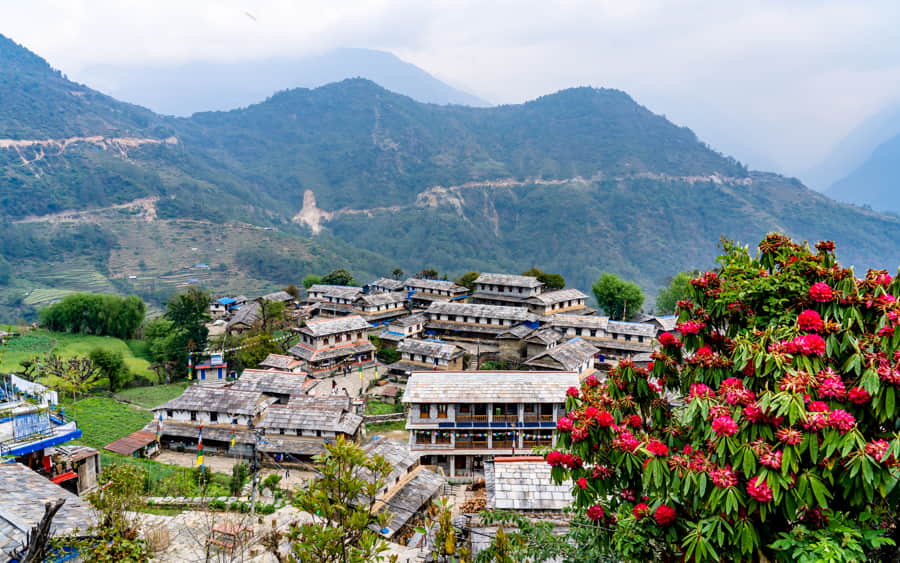 Hermosa aldea de Ghandruk en Nepal